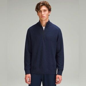 Lululemon Textured Cotton Half Zip Sweater in Navy Blue, size Medium